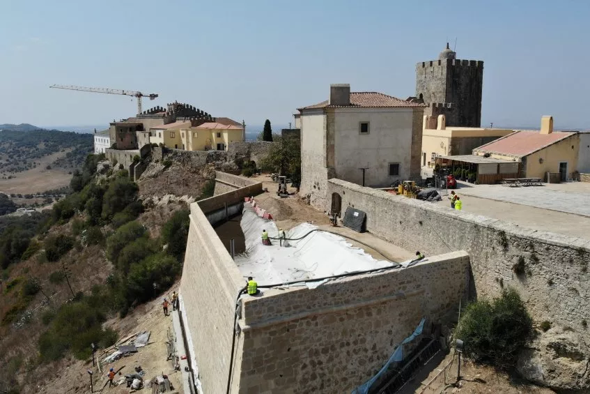 Geo Leca® controla risco de derrocada nas encostas de castelo medieval