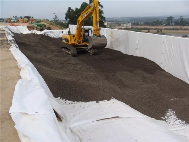 Reparação de talude na A8