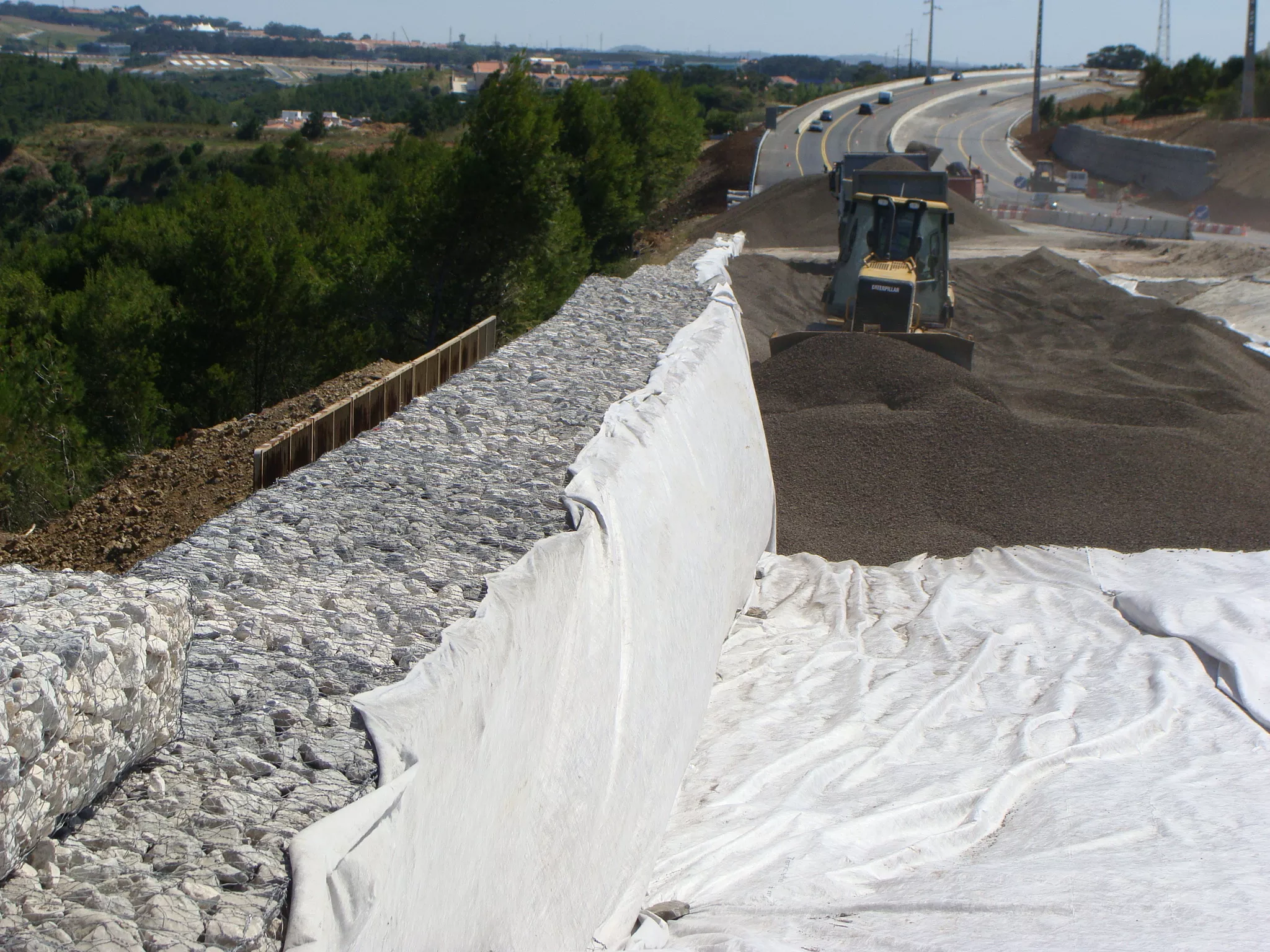 Alargamento da A16