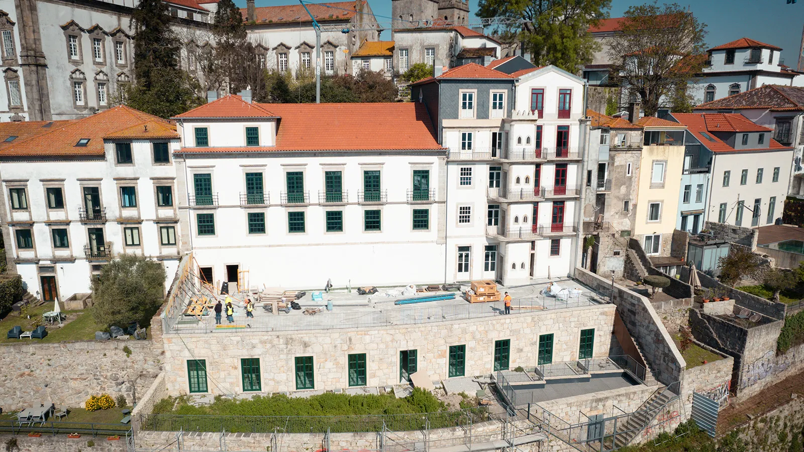 hotel alaia