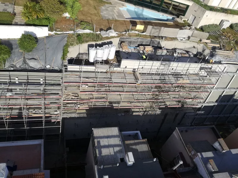 aplicação de argila expandida na rua damasceno monteiro